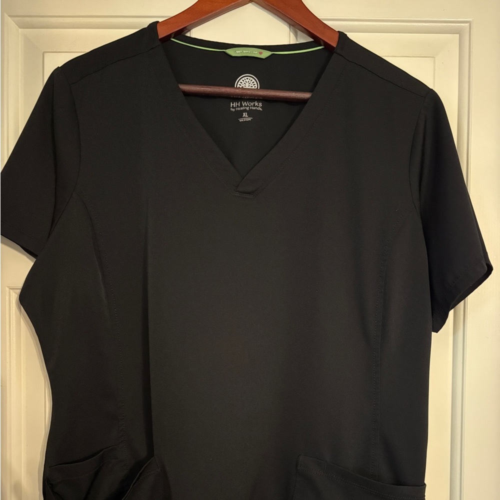 Healing Hands Black Short Sleeve Women's Top